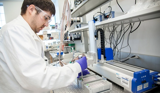 Tyler Patron researches cystic fibrosis